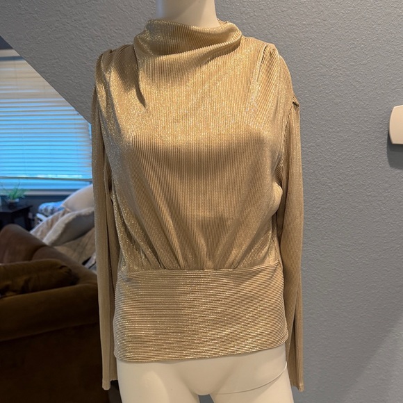 LOFT Tops - NWT! ANN TAYLOR GOLD BLOUSE